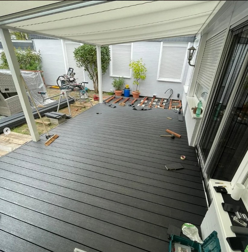Terrassenboden – WPC Fibredeck Planken verbaut